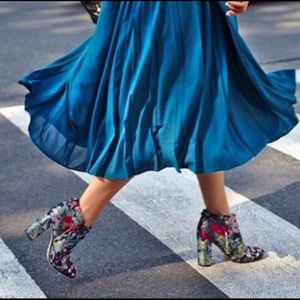 Sam Edelman HOT Trend Floral Campbell Bootie
